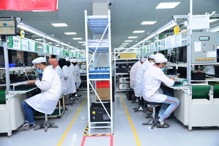 Pakistan Assembled 18.66 Million Phones in Eight Months While Imports Kept Sliding