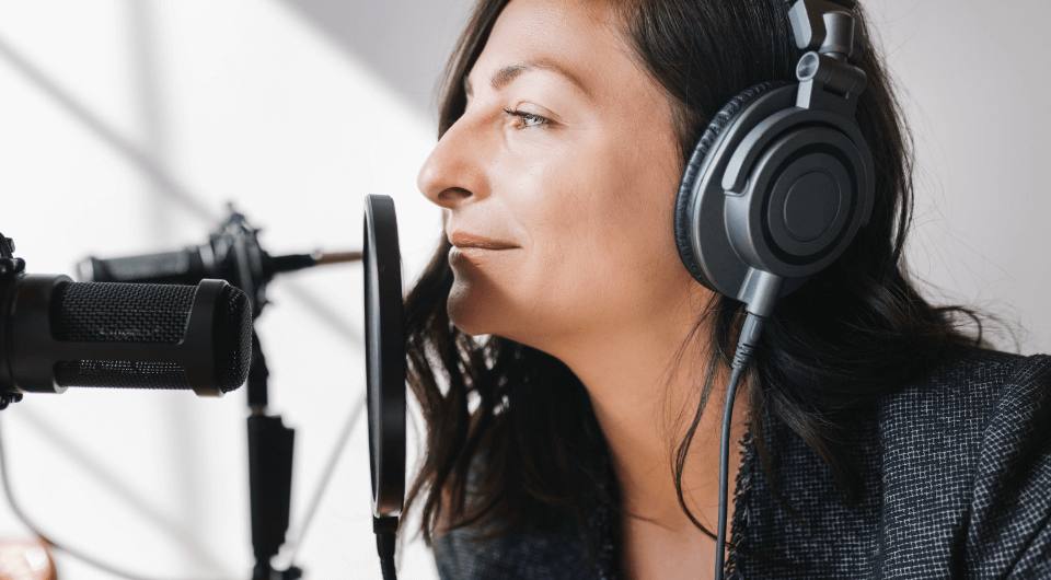 Sophiya Anjam Celebrates 20 Years on Air, From FM91 to Dubai Radio